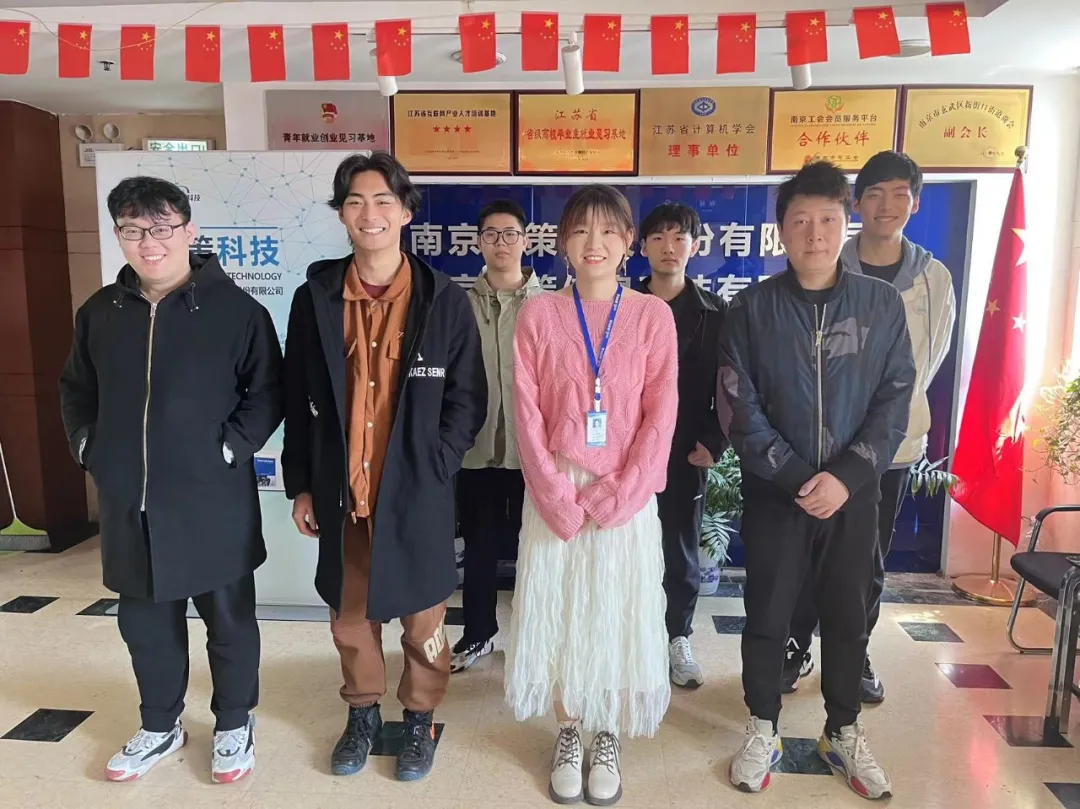 【結(jié)班留影】 好運藏在你的實力里，也藏在